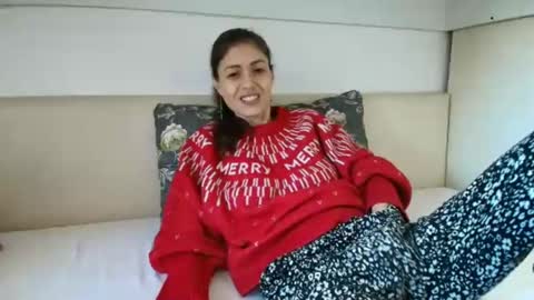 Crystyna online show from March 2025 06:54:02 AM