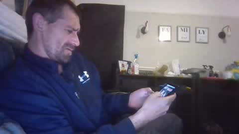 karlh online show from November 2025 03:38:02 AM