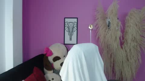 Snapshot of karlye_hot chatting on October 2025 02:31:01 AM KARLYE online show from October 2025 02:31:01 AM