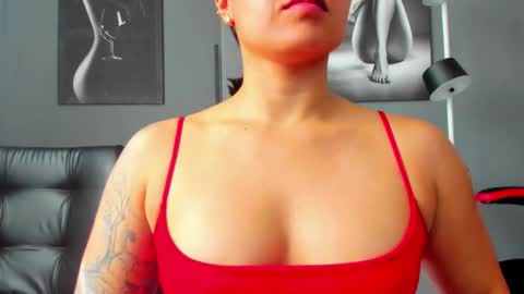   online show from October 2025 02:18:01 PM