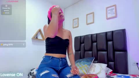 Karol online show from November 2025 11:43:01 AM