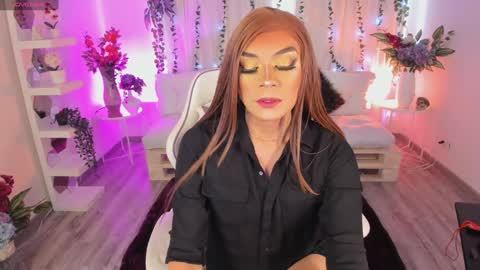  karol  online show from December 2024 02:28:02 PM