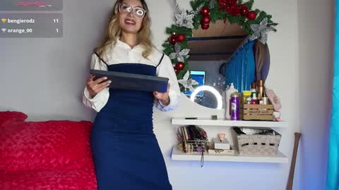 karol_goode online show from December 2024 04:01:02 AM