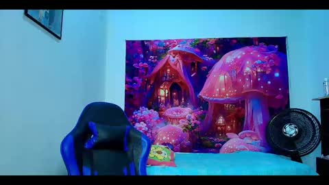 Snapshot of karol_naughty chatting on October 2025 10:38:02 AM online show from October 2025 10:38:02 AM