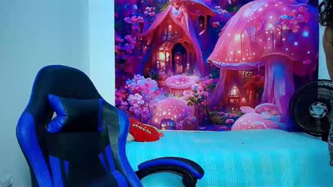 Snapshot of karol_naughty chatting on October 2025 11:47:02 AM online show from October 2025 11:47:02 AM