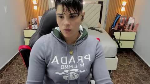 Karol and Luna online show from September 2025 02:49:02 AM