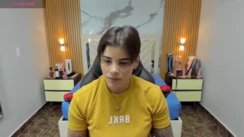 Karol and Luna online show from November 2025 07:13:02 PM