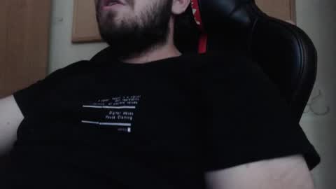 Snapshot of karolhorny96 chatting on October 2025 02:04:01 PM Karol online show from October 2025 02:04:01 PM