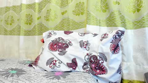 Snapshot of karoli_sanz chatting on December 2024 03:35:01 AM Karolinstagram.karoli sanz online show from December 2024 03:35:01 AM