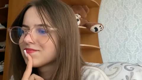 Karolina online show from September 2025 03:14:01 PM