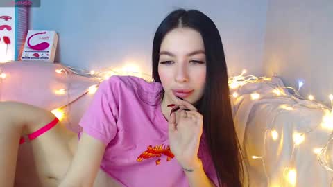 Kira online show from February 2025 04:06:01 AM