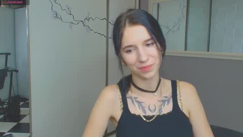 Karolina online show from December 2024 04:07:02 PM