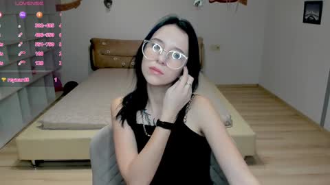 Karolina online show from January 2025 12:50:02 PM