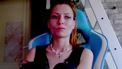 karoline121 online show from March 2025 02:12:02 PM