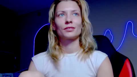 Snapshot of karoline121 chatting on October 2025 09:26:02 PM karoline121 online show from October 2025 09:26:02 PM