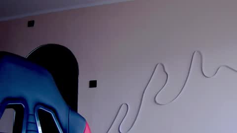 Snapshot of karoline121 chatting on October 2025 06:58:02 AM karoline121 online show from October 2025 06:58:02 AM