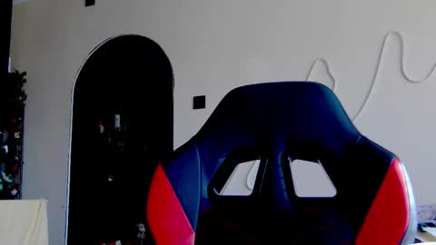 Snapshot of karoline121 chatting on October 2025 08:04:02 AM karoline121 online show from October 2025 08:04:02 AM