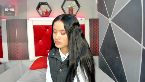 Karol online show from February 2025 11:54:02 AM