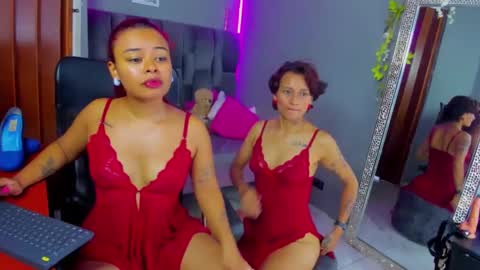 Snapshot of kasandraandsilvi chatting on September 2025 01:22:02 PM kasandraandsilvi les bigass online show from September 2025 01:22:02 PM