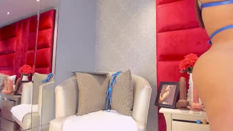 Kasandra Hall online show from November 2025 08:20:02 PM