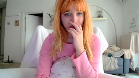 Snapshot of kat_here chatting on October 2025 09:42:02 AM Katya online show from October 2025 09:42:02 AM