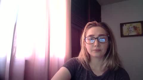 Snapshot of kat_pp chatting on January 2025 03:23:01 PM Kati online show from January 2025 03:23:01 PM
