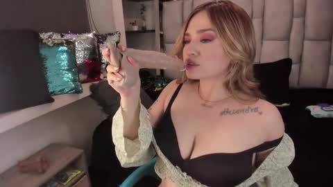 Snapshot of katahoot_ chatting on October 2025 03:39:02 AM K A T A H O O T online show from October 2025 03:39:02 AM