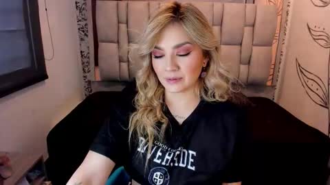 Snapshot of katahoot_ chatting on November 2025 08:30:01 PM K A T A H O O T online show from November 2025 08:30:01 PM