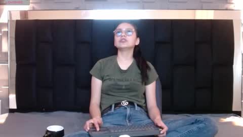 Katalina online show from October 2025 04:07:02 PM