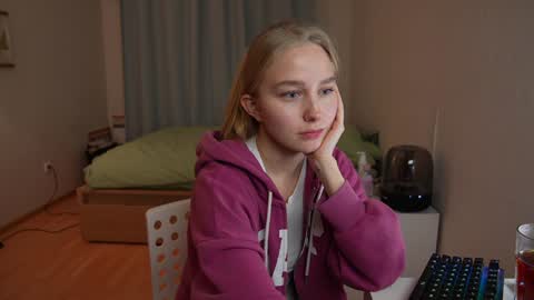 Snapshot of katcontrol chatting on December 2024 02:47:02 PM katcontrol online show from December 2024 02:47:02 PM