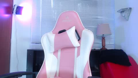 Kate  online show from January 2025 03:11:01 PM