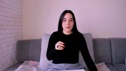 KATE online show from October 2025 04:57:01 AM