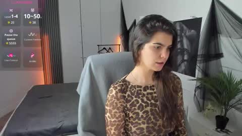 Snapshot of katecate chatting on October 2025 01:19:01 PM Kate online show from October 2025 01:19:01 PM