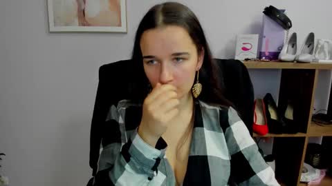 Snapshot of katedesire chatting on October 2025 06:45:01 AM Kate online show from October 2025 06:45:01 AM