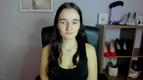 Snapshot of katedesire chatting on November 2025 07:44:02 AM Kate online show from November 2025 07:44:02 AM