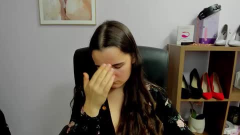 Snapshot of katedesire chatting on November 2025 07:56:02 PM Kate online show from November 2025 07:56:02 PM