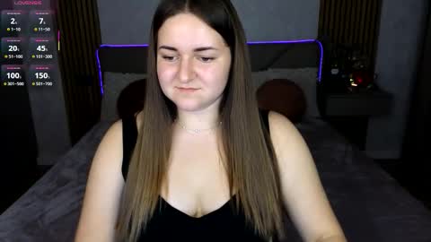 Katelyn online show from September 2025 07:47:01 PM