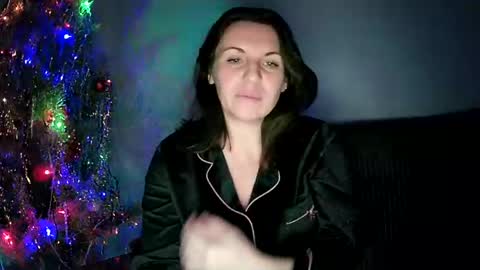 KateMorana online show from December 2024 06:01:02 PM