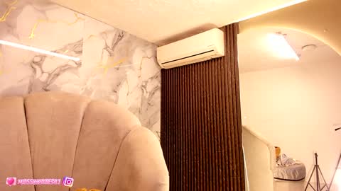 Im Katherine but call me Kate  online show from December 2024 12:00:02 PM