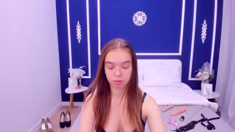 Katrin online show from September 2025 06:26:02 AM