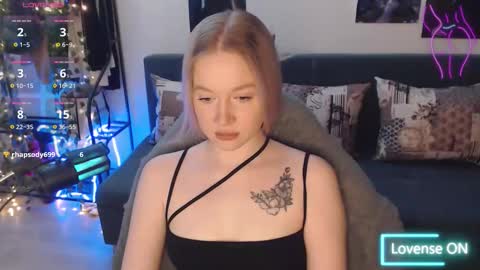 Lisa online show from October 2025 02:04:02 AM