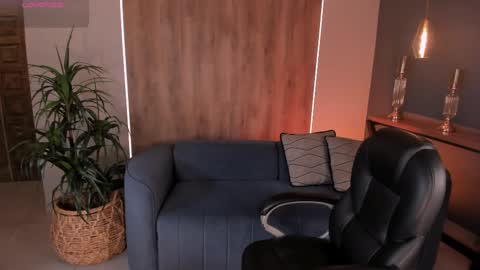 Snapshot of katesunder chatting on March 2025 05:50:02 PM K A T E online show from March 2025 05:50:02 PM