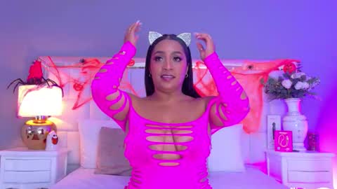 Snapshot of katevenegas chatting on October 2025 08:16:02 PM Kate Venegas online show from October 2025 08:16:02 PM