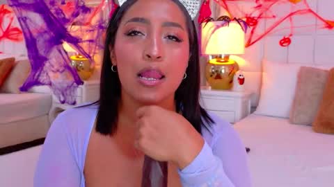 Snapshot of katevenegas chatting on October 2025 08:42:01 PM Kate Venegas online show from October 2025 08:42:01 PM