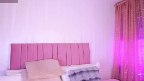 Snapshot of kath_rosee chatting on October 2025 08:28:01 PM online show from October 2025 08:28:01 PM