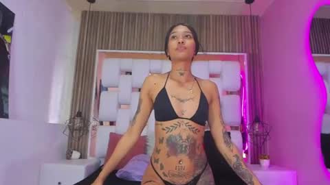 kataleia online show from February 2025 09:48:02 PM