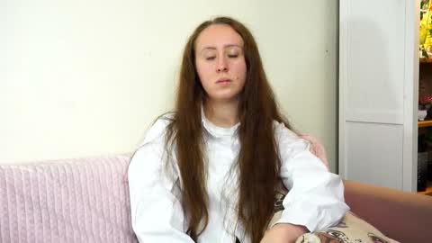Snapshot of katharinedaggett chatting on October 2025 02:07:02 PM Lisa online show from October 2025 02:07:02 PM