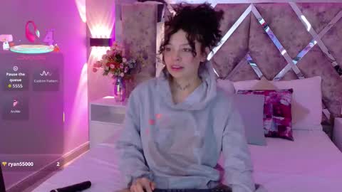 KatheGomez  online show from October 2025 02:22:02 AM