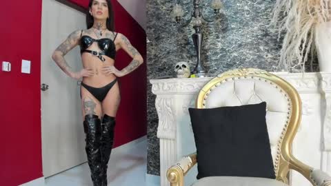 Snapshot of katherinblake chatting on December 2024 01:47:02 AM Katherin online show from December 2024 01:47:02 AM