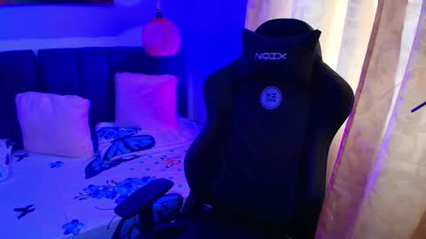 Kathi online show from November 2025 08:25:02 PM